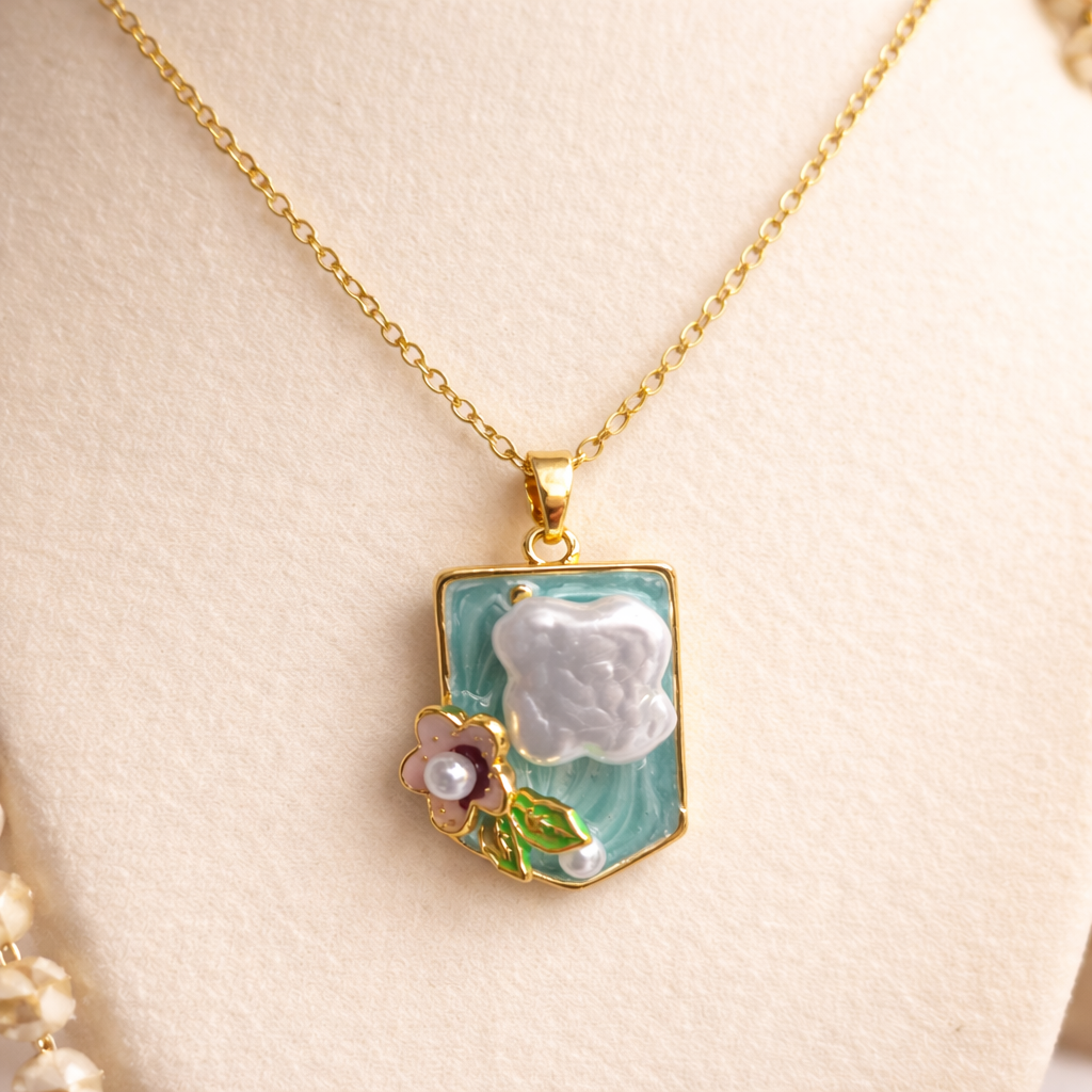Calyra Aqua Form Pendant