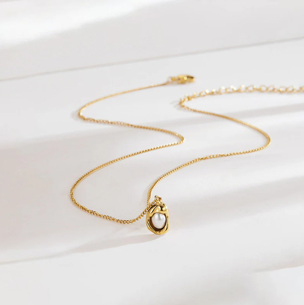 Pearl Nest Necklace