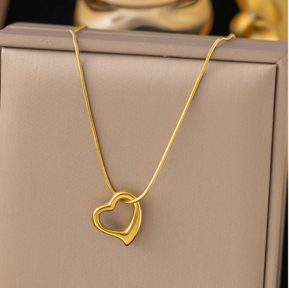 Amora Heart Necklace
