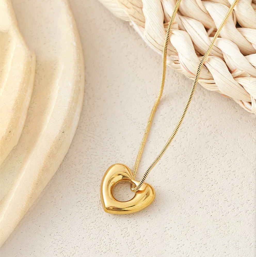 Veloura Knot Heart Necklace