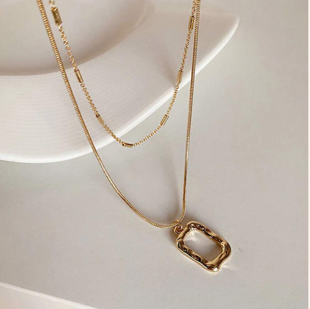 Orvelle D’Or – Dual Frame Cascade Necklace