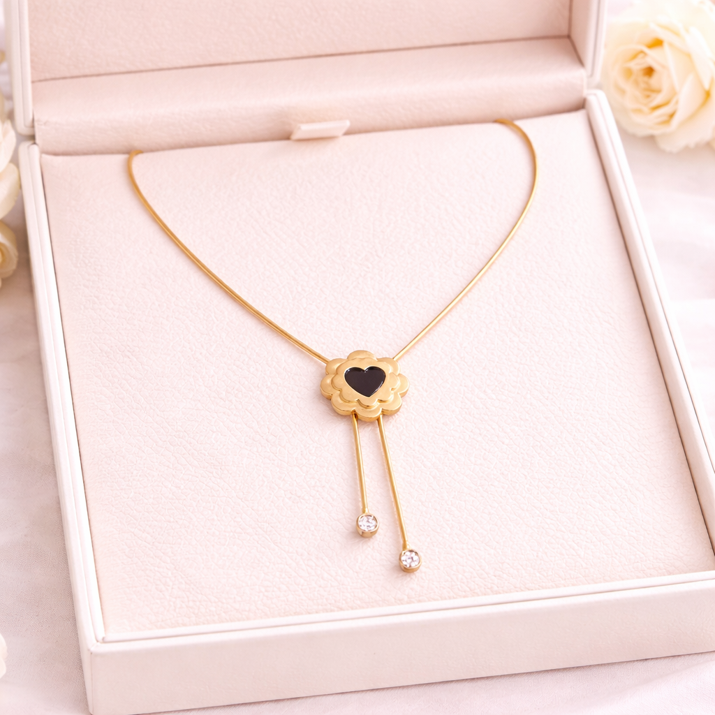 Elara Noir Bloom Necklace