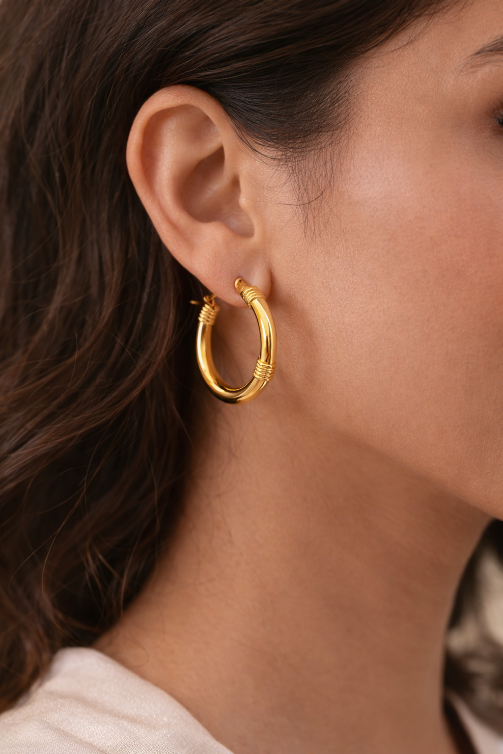 Elara Hoop Earrings