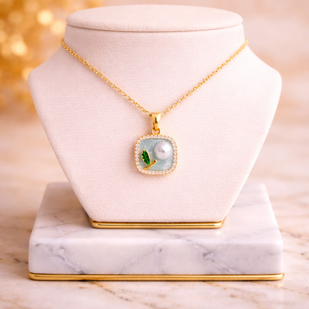 Lioren Pearl Tide Necklace