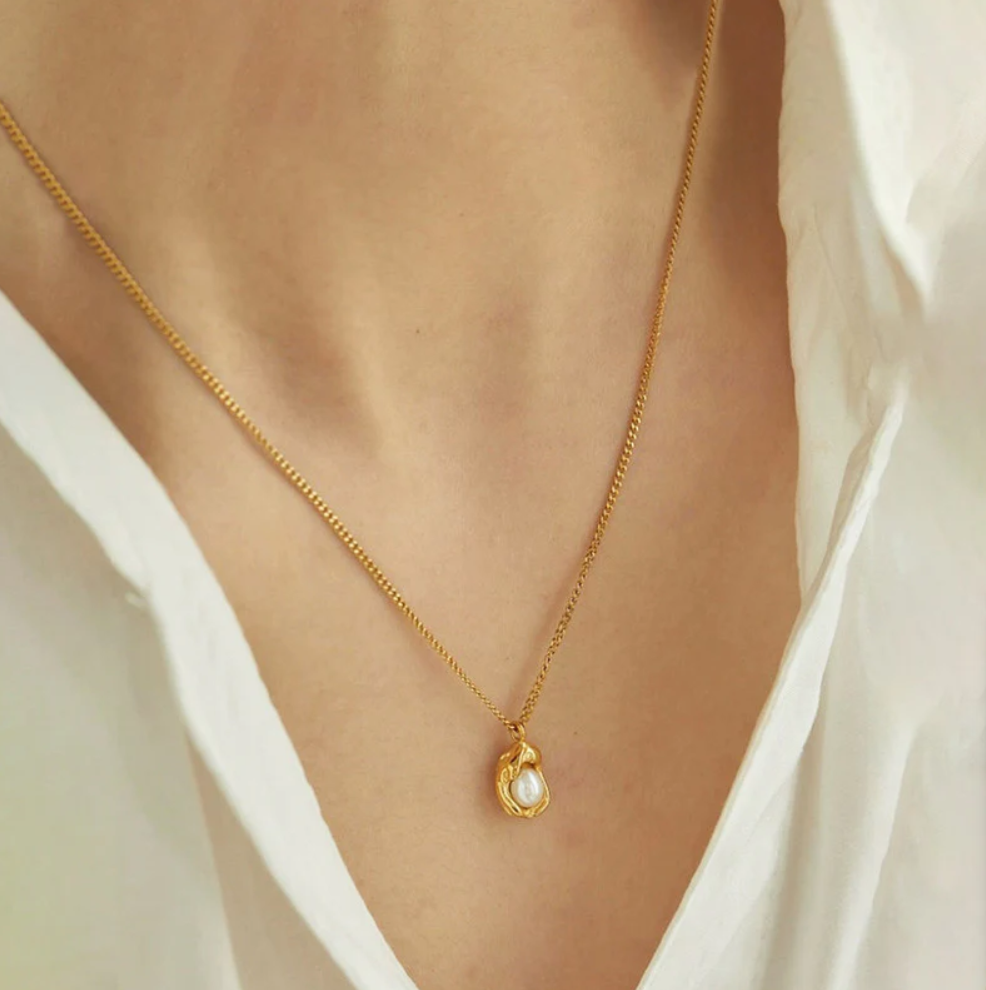 Pearl Nest Necklace