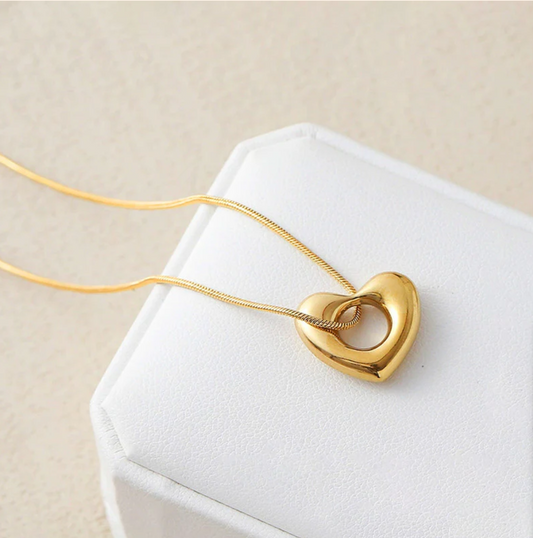 Veloura Knot Heart Necklace