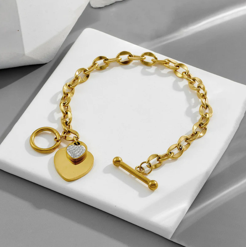 Maison Veloura – Cœur Élitaire Charm Bracelet