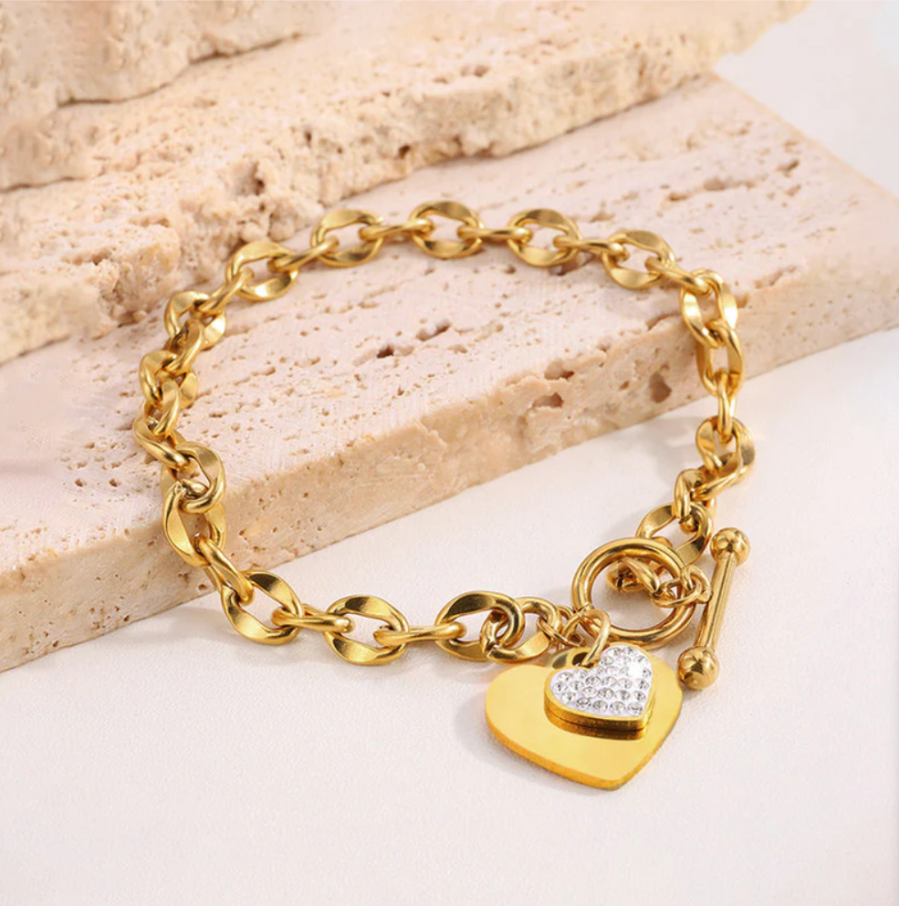Maison Veloura – Cœur Élitaire Charm Bracelet