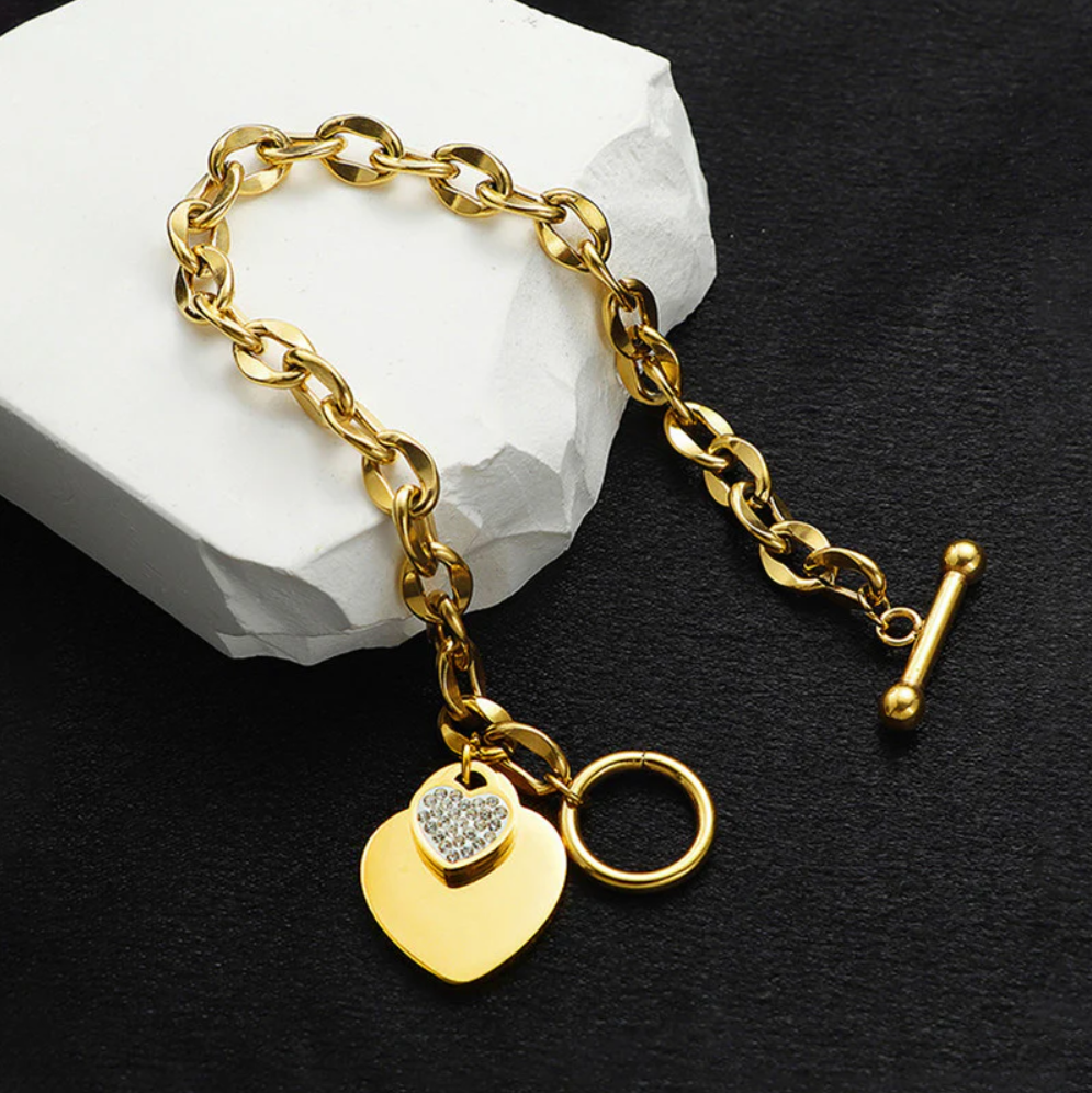 Maison Veloura – Cœur Élitaire Charm Bracelet