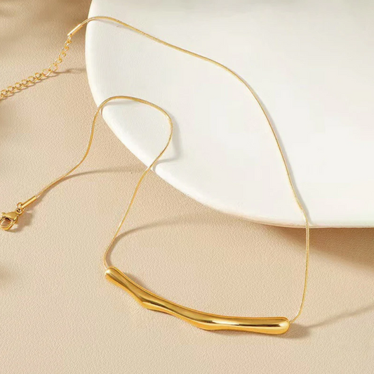 Zyrelle Fluid Necklace