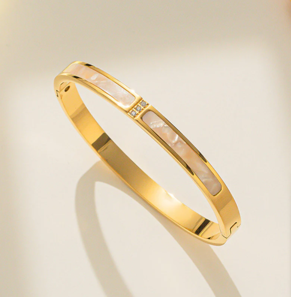 Pristine Bracelet Bangle