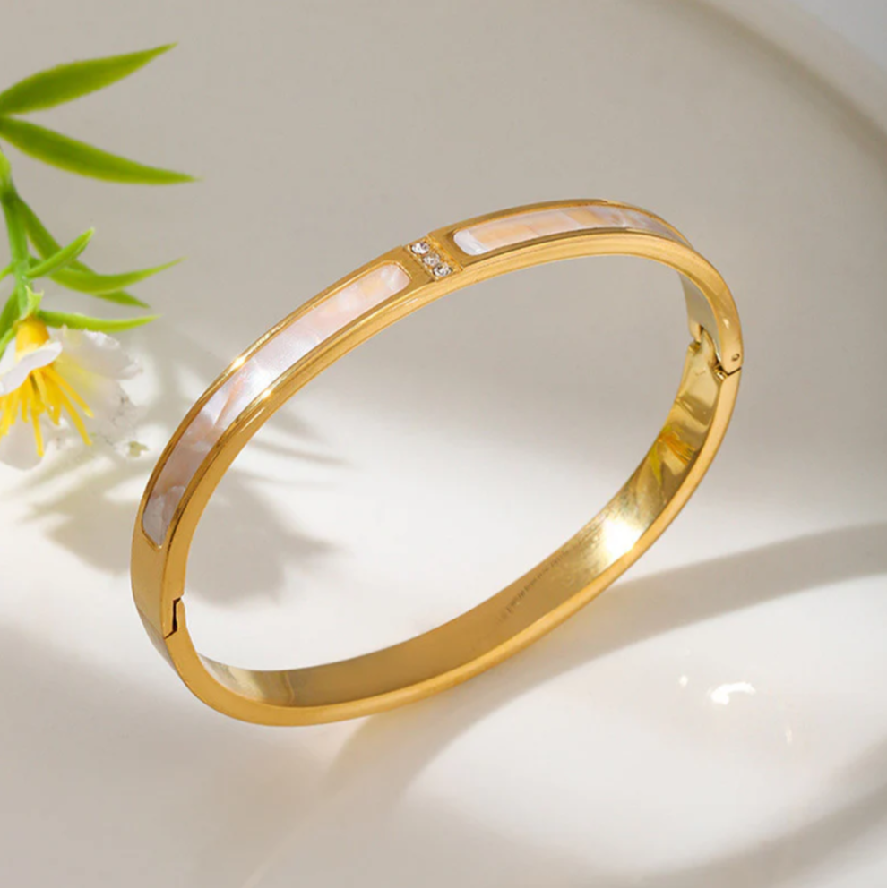 Pristine Bracelet Bangle