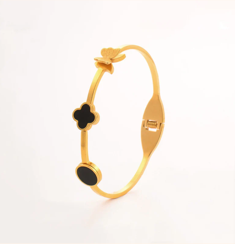 Midnight Clover Bracelet.