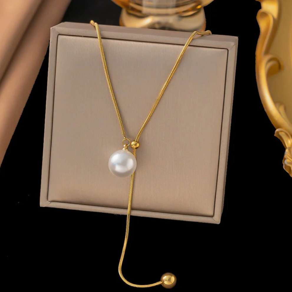 Seraya Pearl Flow Necklace