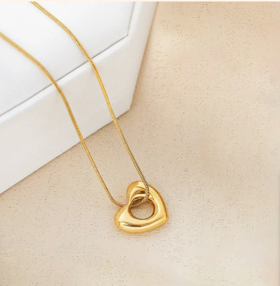 Veloura Knot Heart Necklace