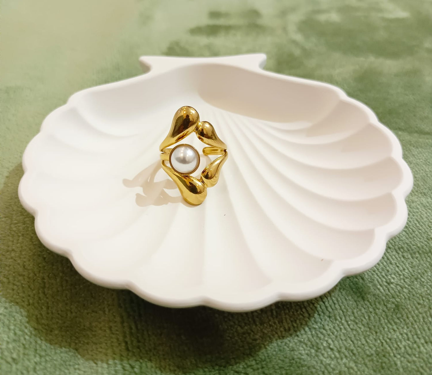 Luxe Oge Aurelia Pearl Ring