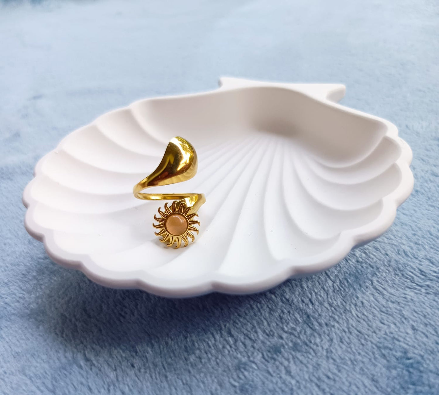 Luxe Oge Solar Radiance Ring
