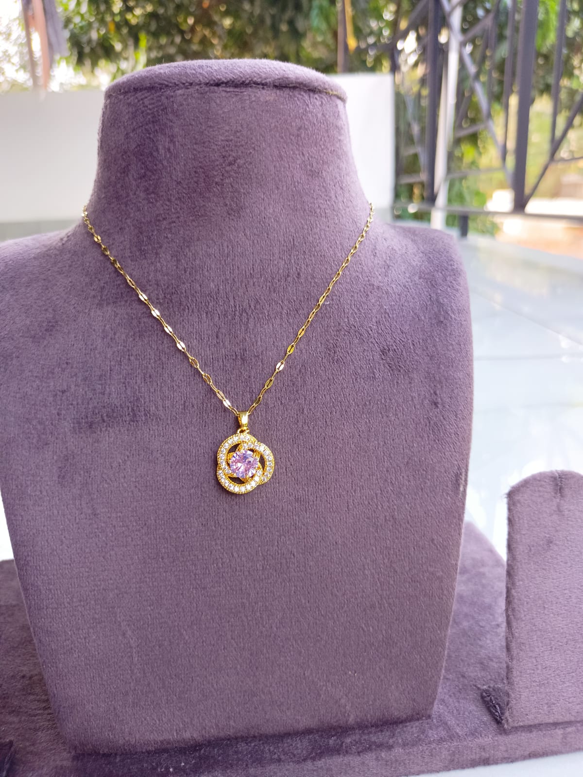 Elaris Roselle Radiance Pendant